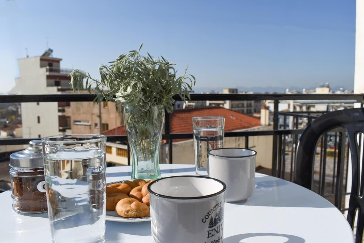 Appartamento Comfy Central Square Gem With Balcony Kalamata Esterno foto