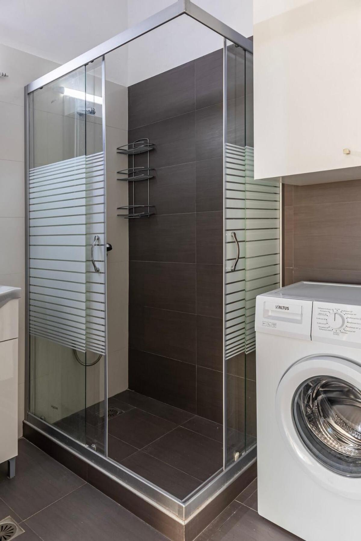 Appartamento Comfy Central Square Gem With Balcony Kalamata Esterno foto